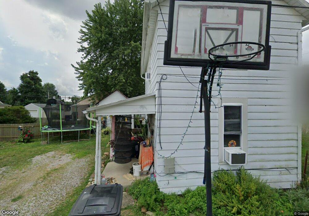 215 1/2 S Mount Pleasant Ave, Lancaster, OH 43130 - photo 1