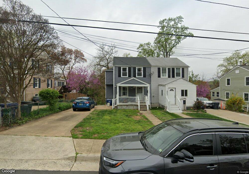 5854 Edgehill Dr, Alexandria, VA 22303 - photo 1