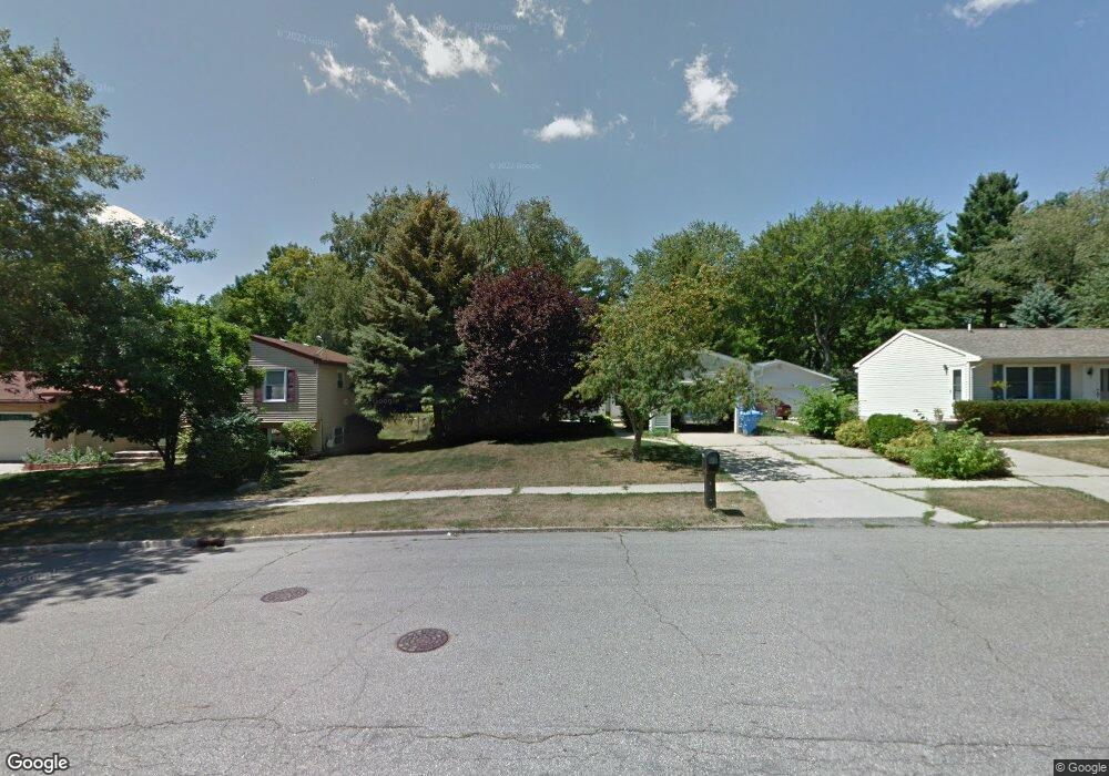 5900 Ellendale Dr, Lansing, MI 48911 - photo 1