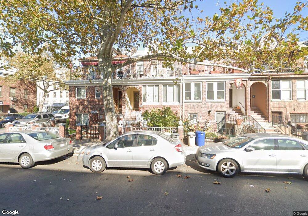 44-01 25th Ave unit 1R, Long Island City, NY 11103 - photo 1