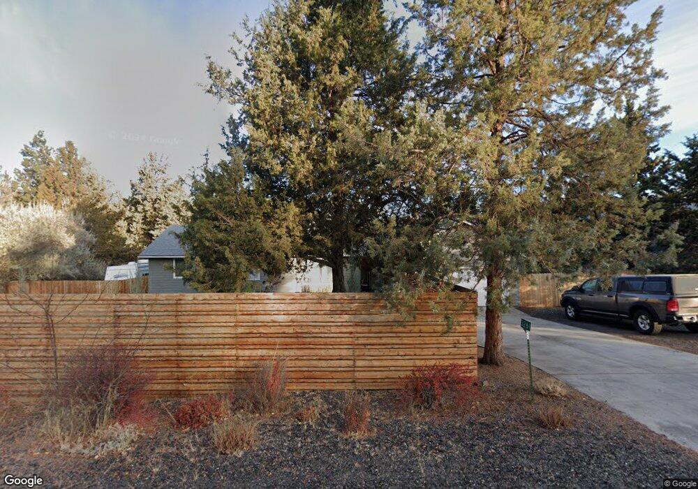 3261 SW Yew Ave, Redmond, OR 97756 - photo 1