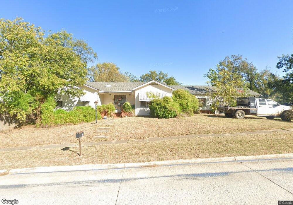 116 E Oklahoma Ave, Sulphur, OK 73086 - photo 1