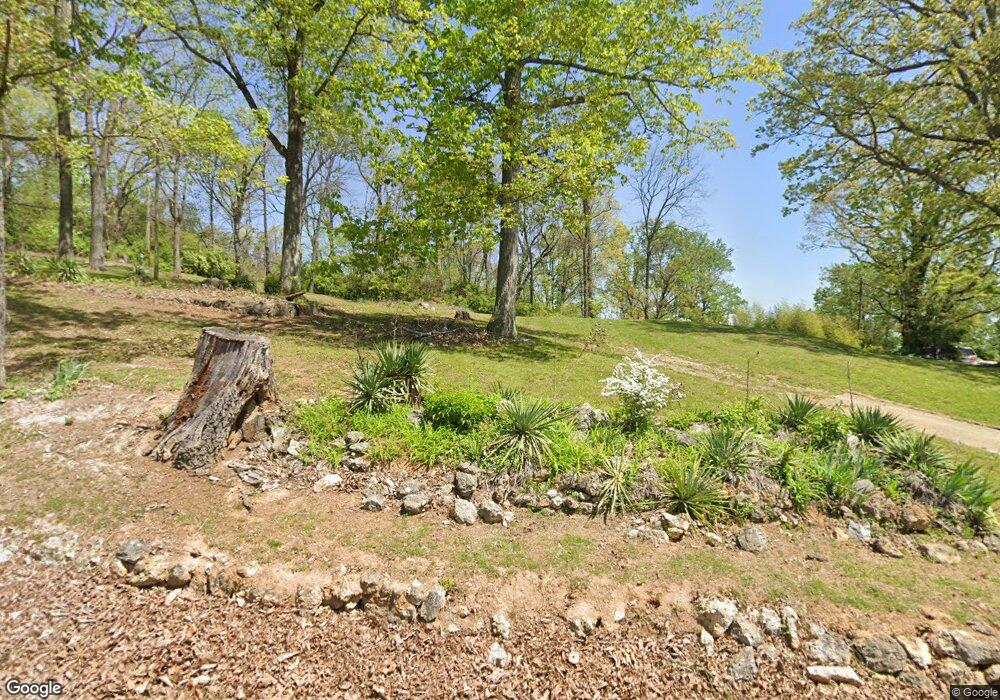 1424 Dougherty Dr, Morristown, TN 37814 - photo 1