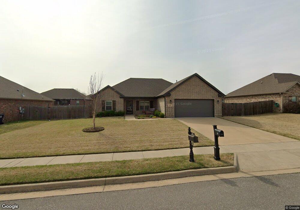 611 Captain Marshal St, Prairie Grove, AR 72753 - photo 1