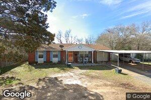 207 E Missouri Ave, Vivian, LA 71082