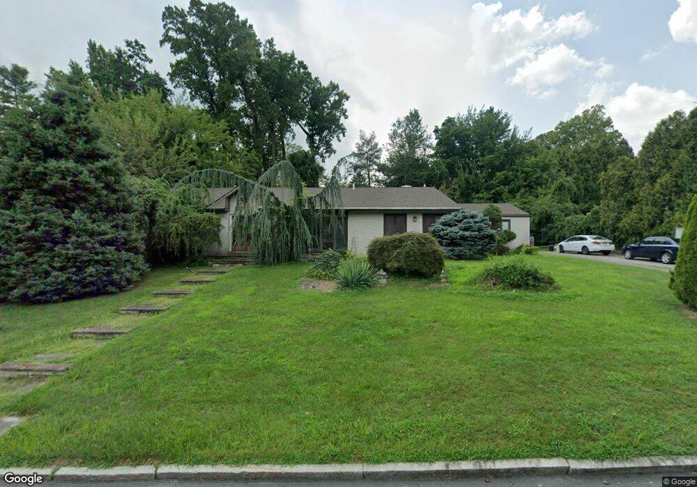 424 Ballytore Cir, Wynnewood, PA 19096 - photo 1