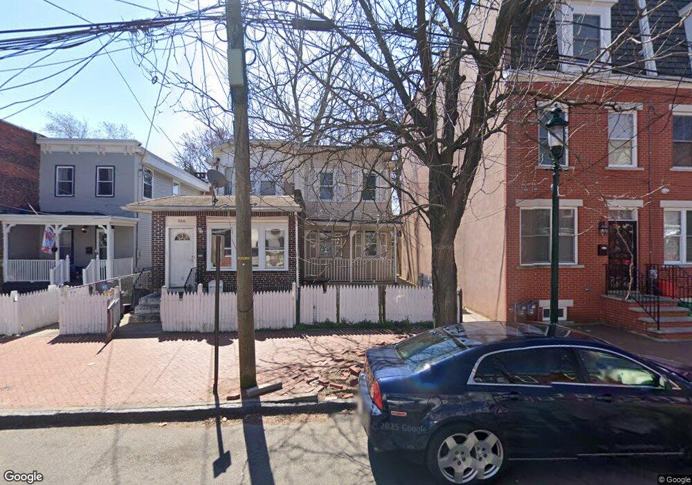 564 Berkley St, Camden, NJ 08103 - photo 1