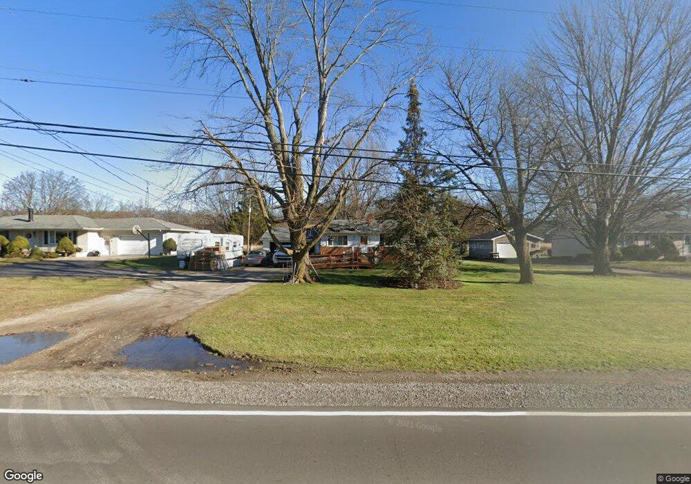 11724 Grafton Rd, Carleton, MI 48117 - photo 1