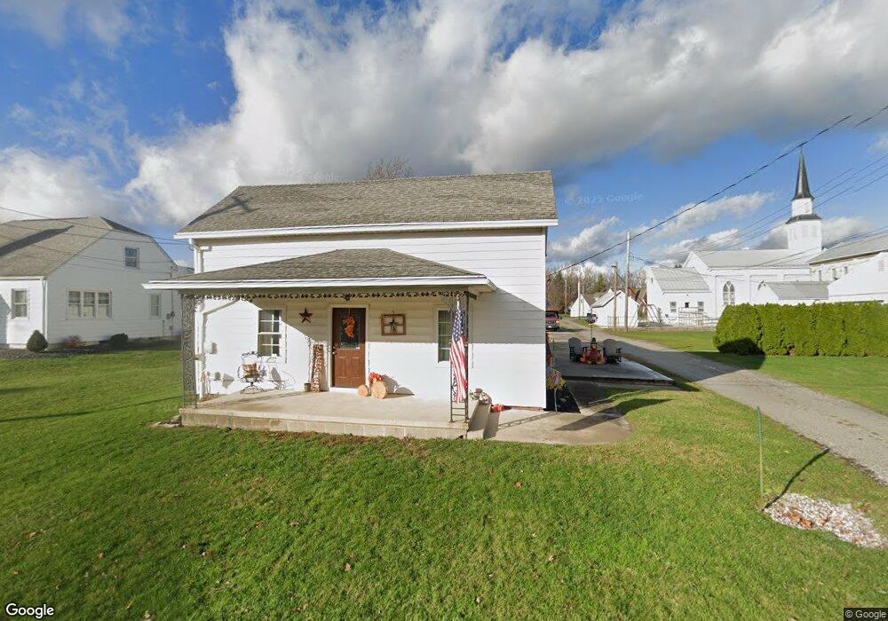 15821 Sidney St, Wapakoneta, OH 45895 - photo 1