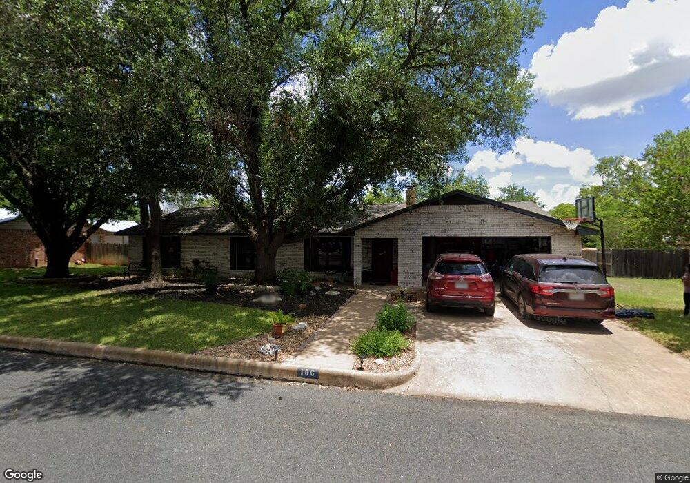 106 Crestwood Dr, Fredericksburg, TX 78624 - photo 1