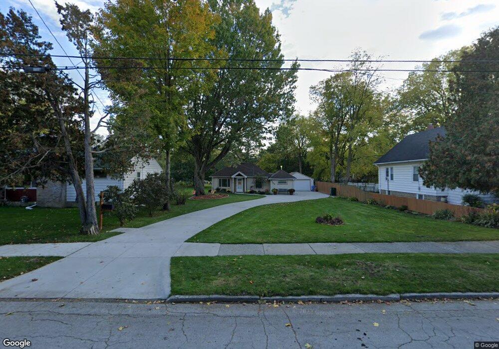 703 W Berry Ave, Lansing, MI 48910 - photo 1