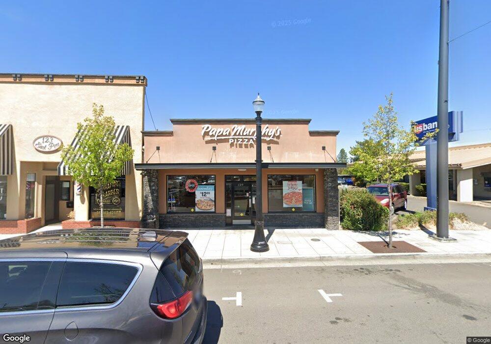 129 E Pine St, Central Point, OR 97502 - photo 1