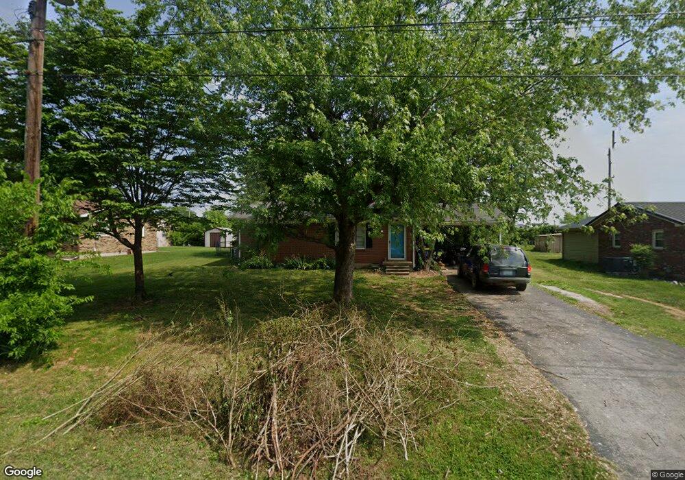711 Rogers St, Franklin, KY 42134 - photo 1