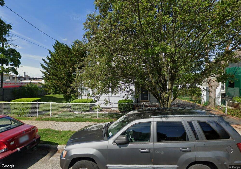 31 Franklin St, Franklin Square, NY 11010 - photo 1