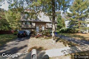 58 Dortmunder Dr, Manalapan, NJ 07726