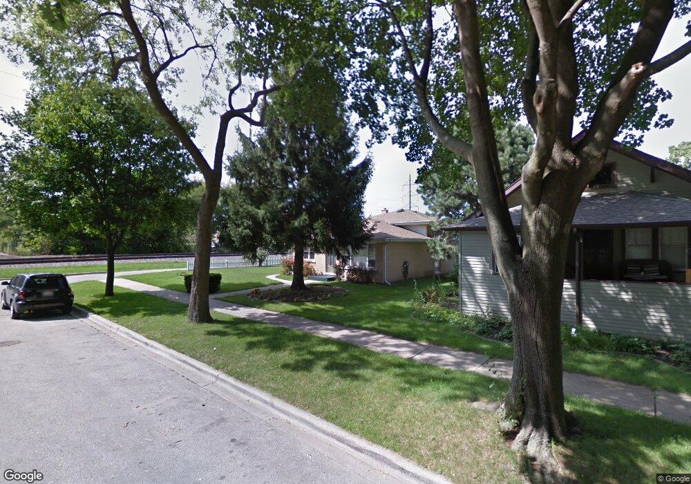 1264 Campbell Ave, Des Plaines, IL 60016 - photo 1