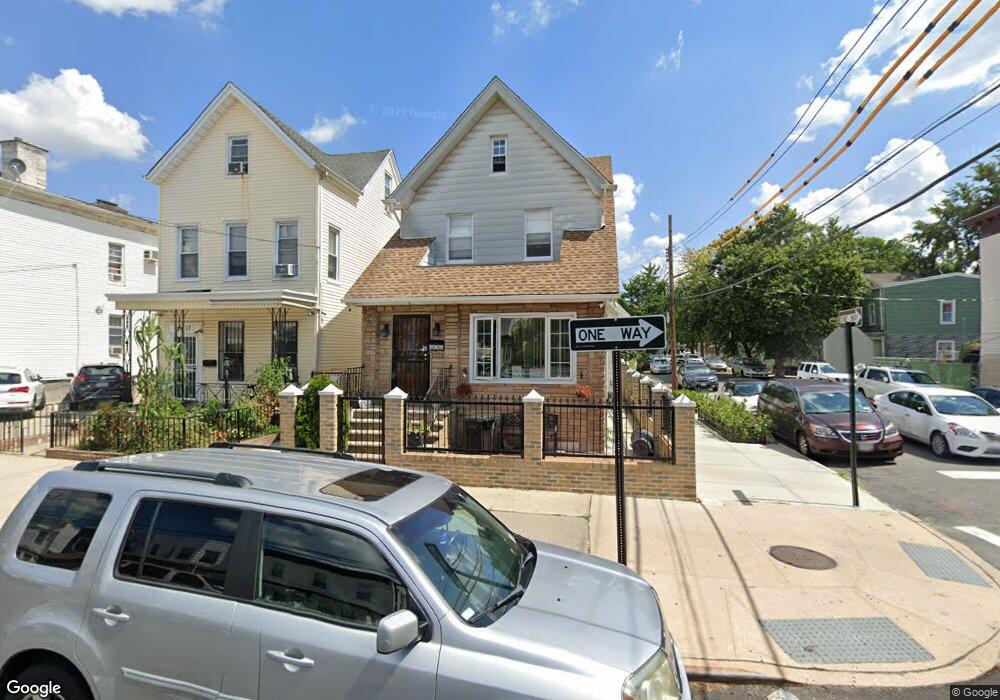 8819 80th St, Woodhaven, NY 11421 - photo 1