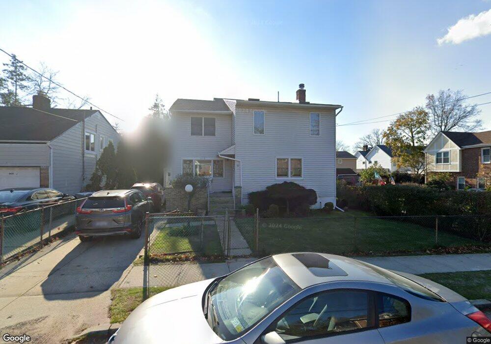 315 Longacre Ave, Woodmere, NY 11598 - photo 1