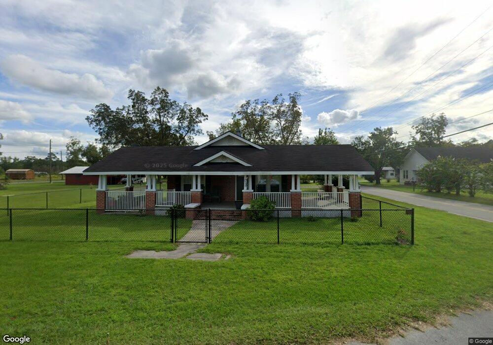 200 Carter St, Odum, GA 31555 - photo 1