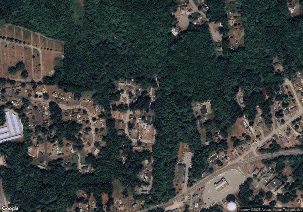 31 Pickens Ave, Seabrook, NH 03874 - photo 1