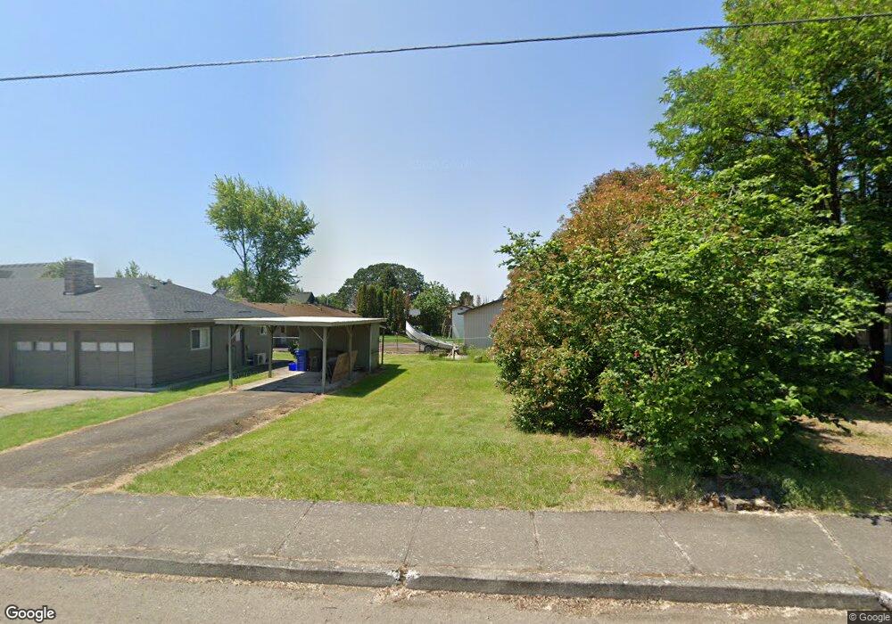 302 N Cole Ave, Molalla, OR 97038 - photo 1