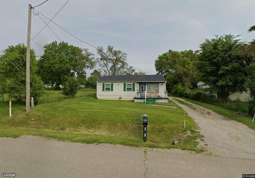 1139 E Kurtz Ave, Flint, MI 48505 - photo 1