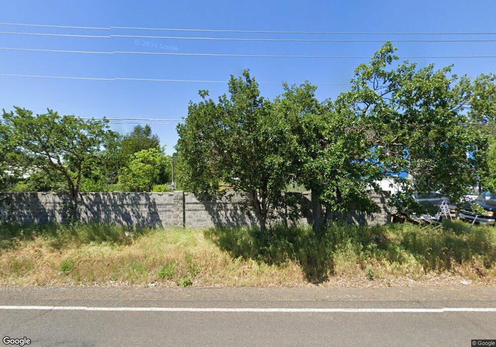 372 Wilson Rd, Central Point, OR 97502 - photo 1