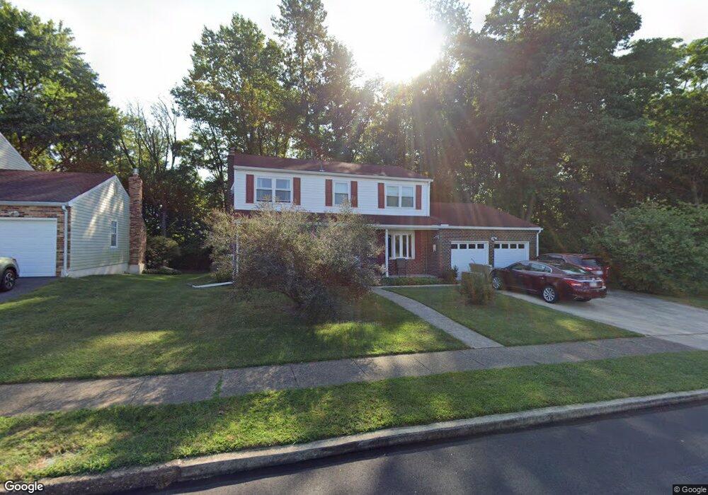 501 Camelot Dr, Brookhaven, PA 19015 - photo 1