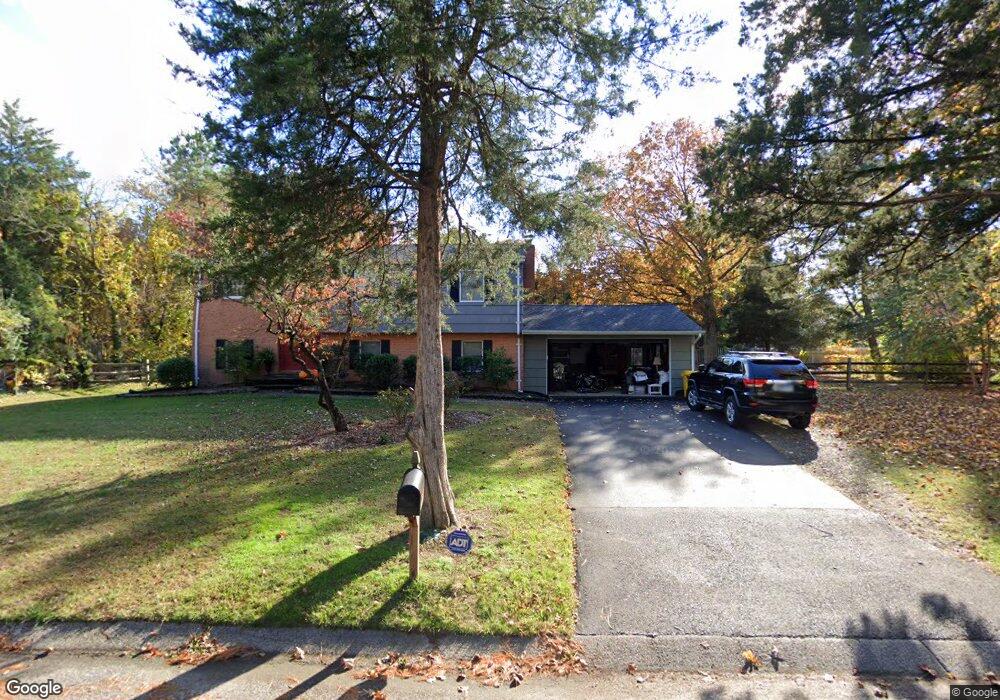 208 Mill Harbor Dr, Arnold, MD 21012 - photo 1