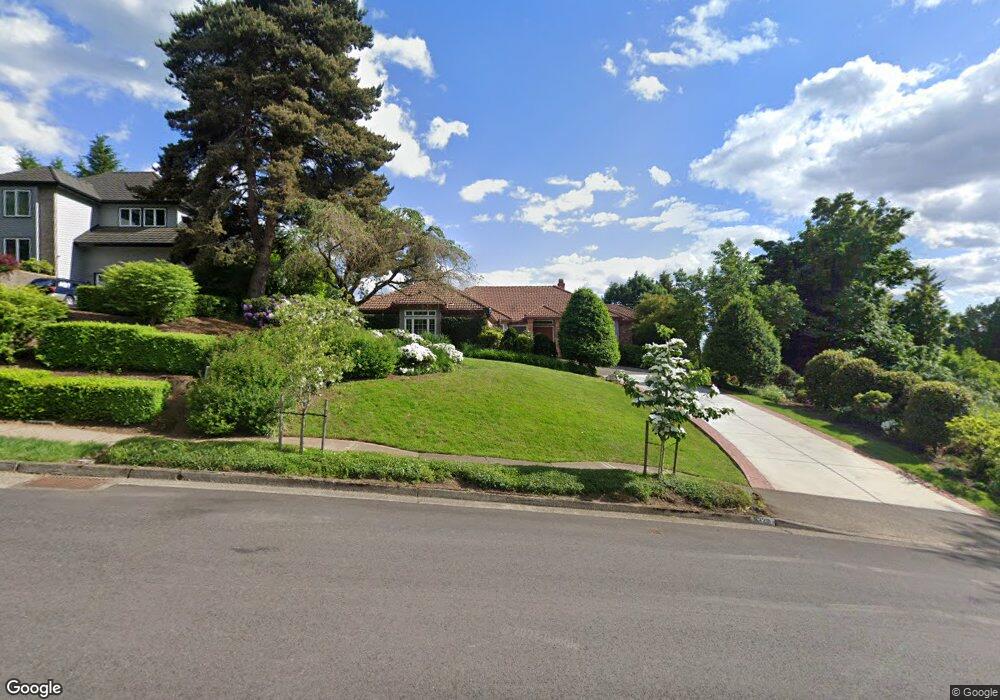 3320 Barrington Dr, West Linn, OR 97068 - photo 1