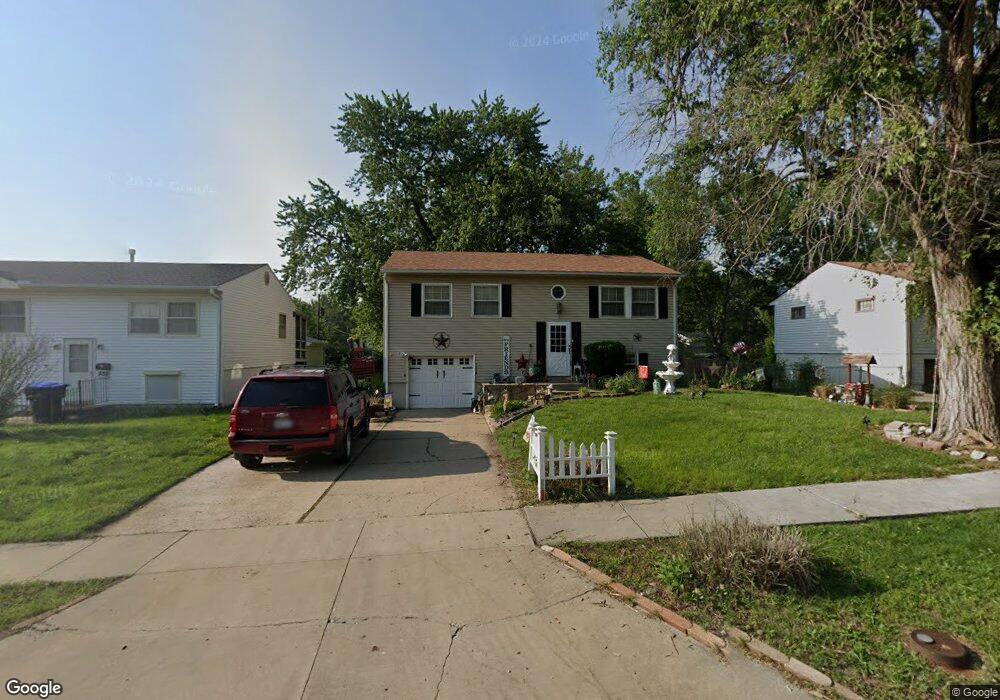 908 SE 36th Terrace, Topeka, KS 66605 - photo 1
