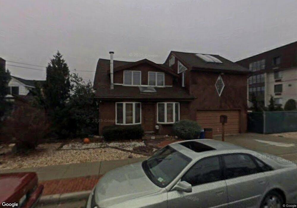 324 Roosevelt Ave, Freeport, NY 11520 - photo 1