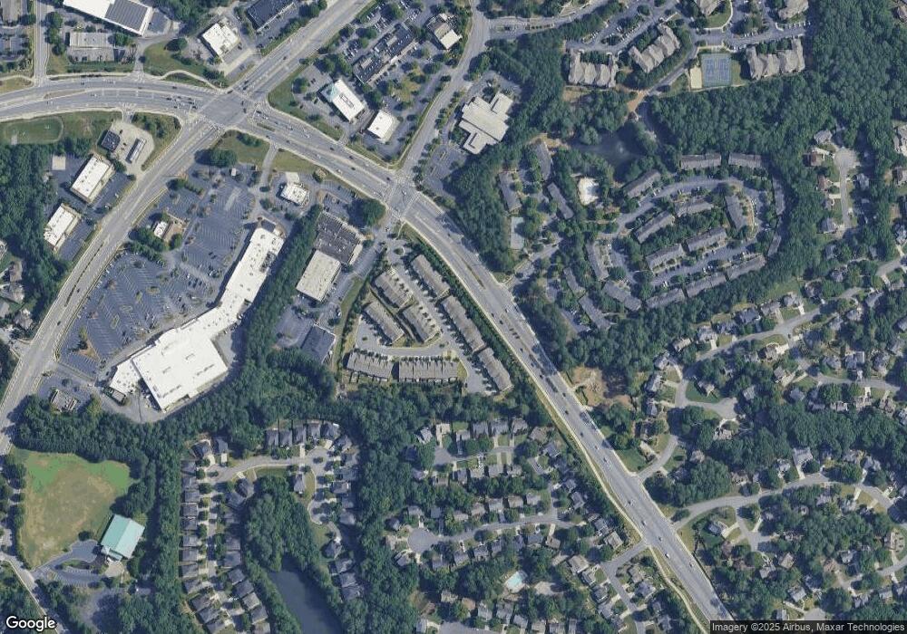 11631 Davenport Ln unit 9, Johns Creek, GA 30005 - photo 1