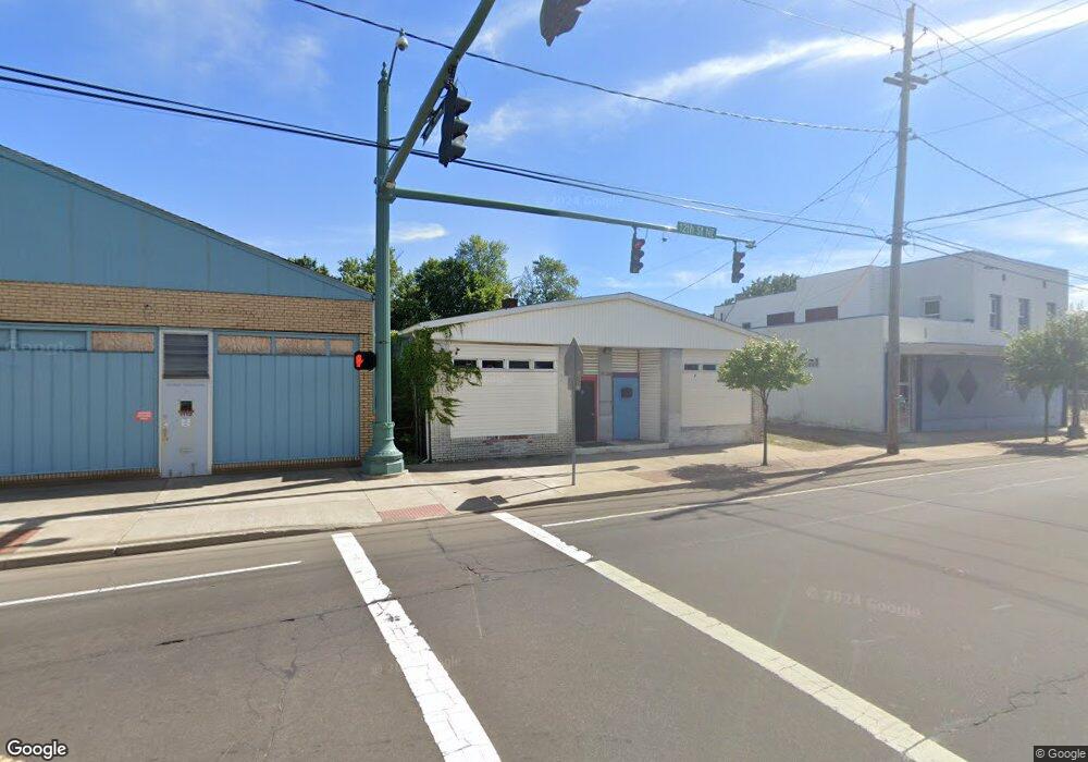 1110 12th St NE, Canton, OH 44705 - photo 1