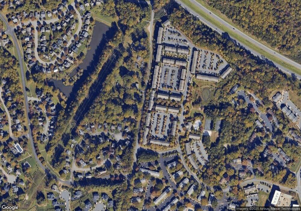 1830 Candlewood Ct unit 212, Charlottesville, VA 22903 - photo 1