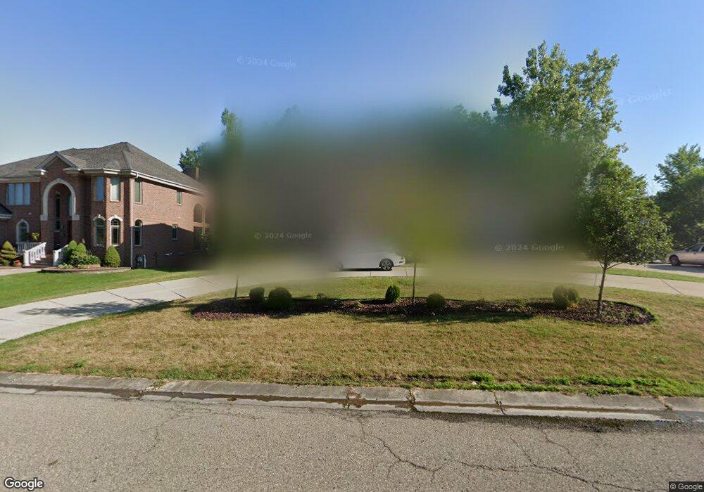 6310 Golden Ln, West Bloomfield, MI 48322 - photo 1