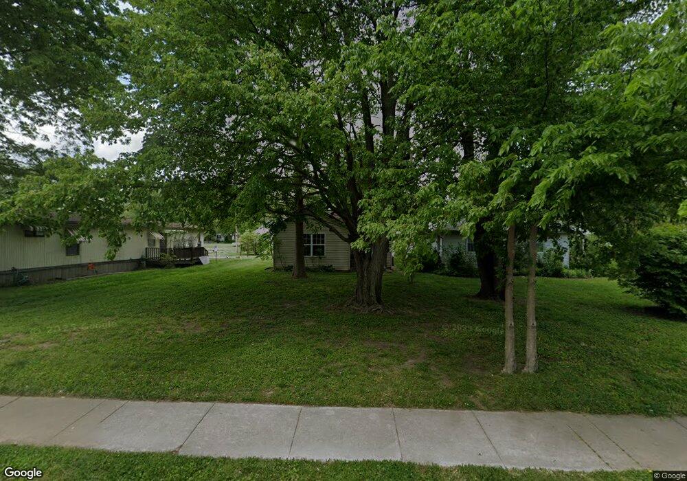 209 E Hill St, Freeburg, IL 62243 - photo 1