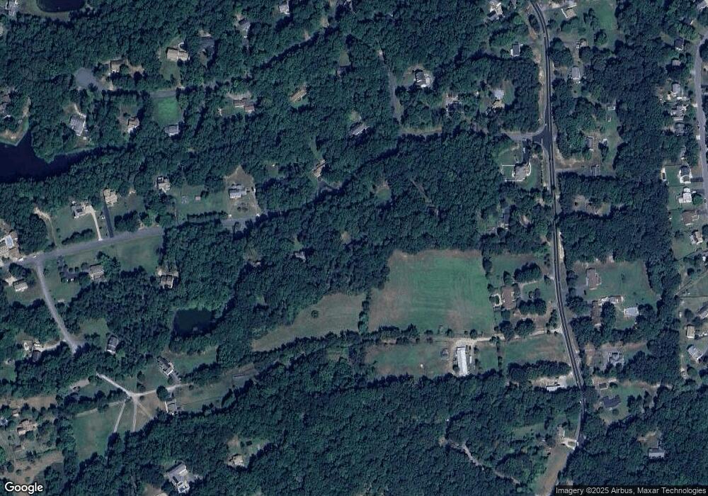 204 Woodfield Dr, Spotsylvania, VA 22553 - photo 1