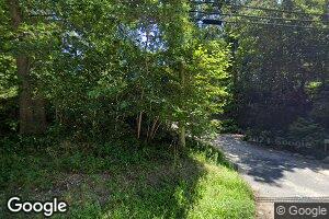 382 Woods Hole Rd, Falmouth, MA 02540