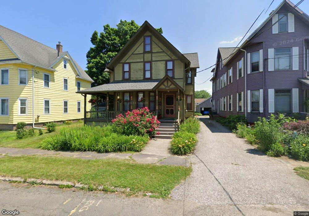 23 Grant St, Chicopee, MA 01013 - photo 1