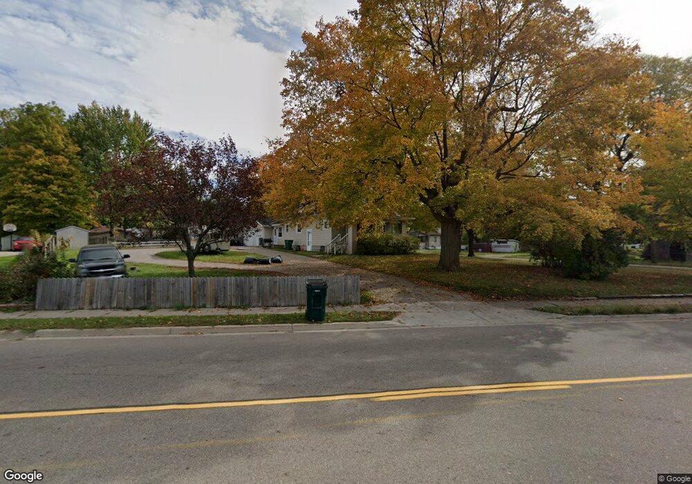 3249 S Washington Ave, Lansing, MI 48910 - photo 1