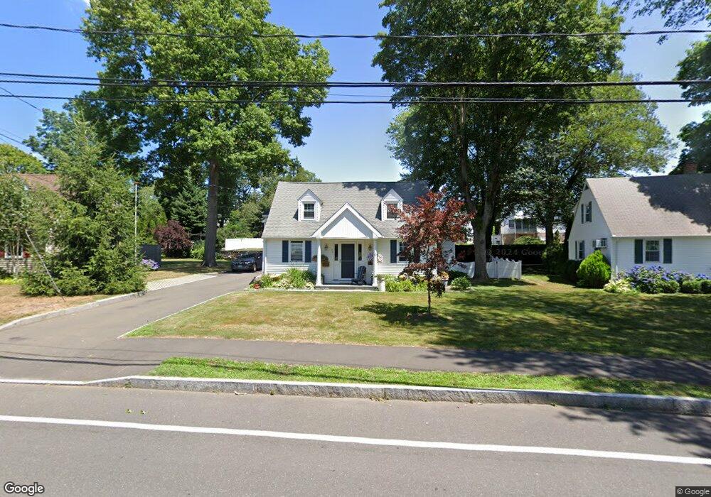 35 Riverside Ln, Riverside, CT 06878 - photo 1