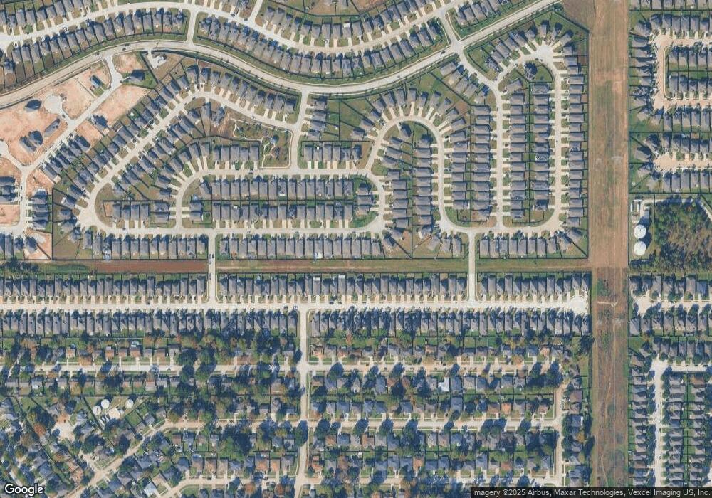 10934 Spring Brook Pass Dr, Humble, TX 77396 - photo 1