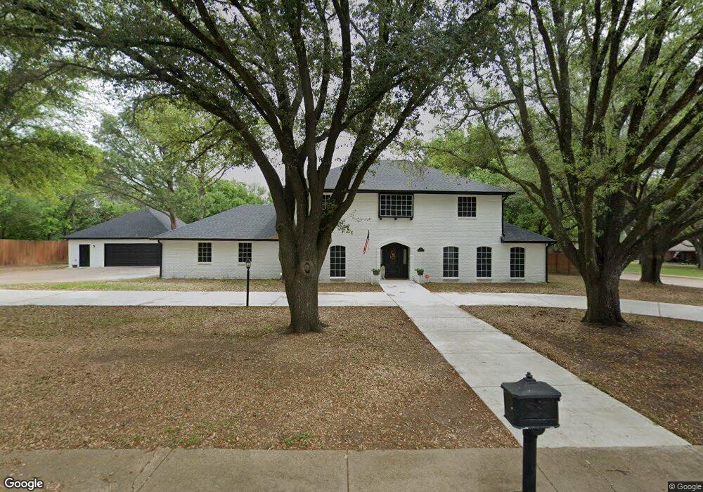 1108 Mockingbird Cir, Ennis, TX 75119 - photo 1