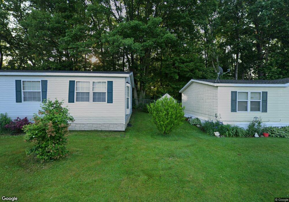 939 Kathy Cir, Flint, MI 48506 - photo 1