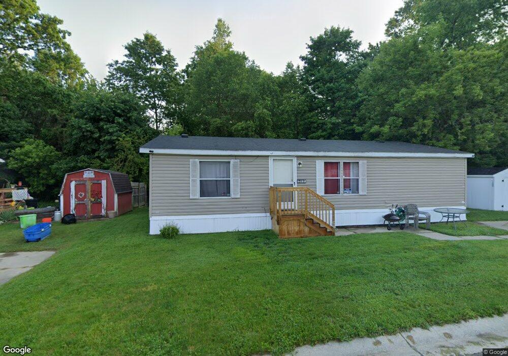 942 Kathy Cir, Flint, MI 48506 - photo 1