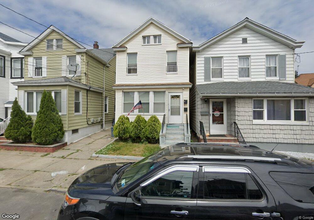 10157 98th St, Ozone Park, NY 11416 - photo 1