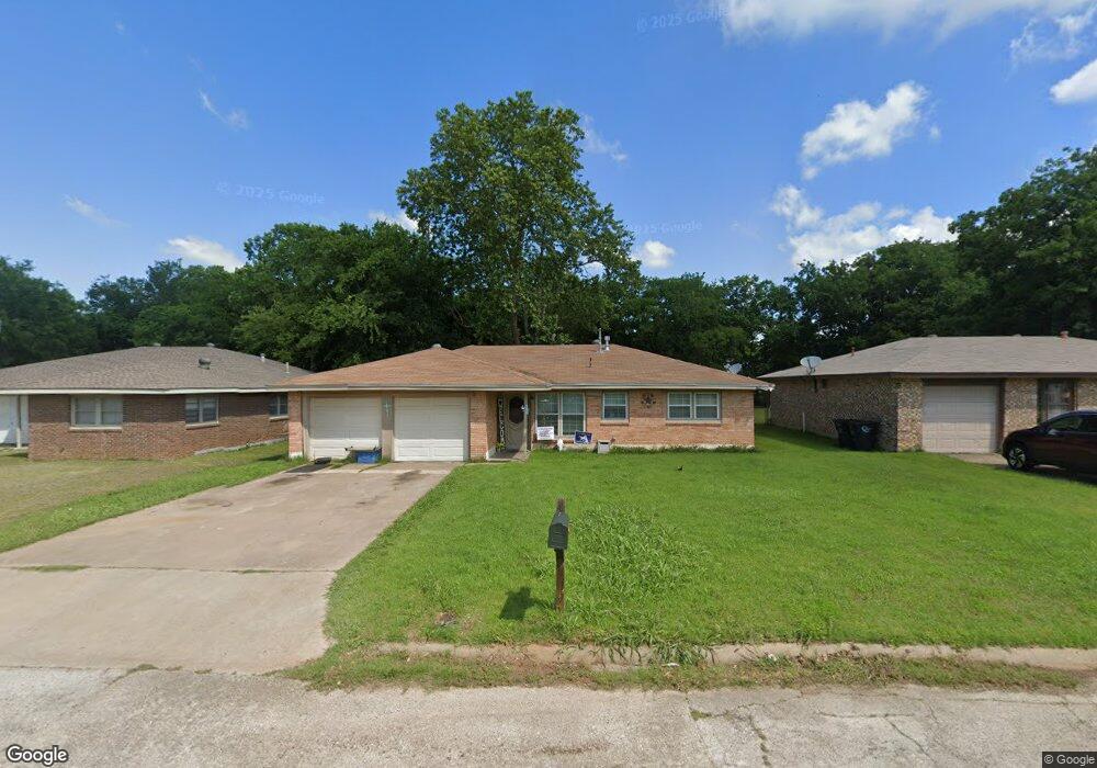 1114 Center St, Cleburne, TX 76033 - photo 1