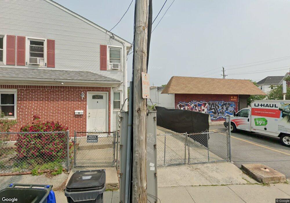 9 Parnell St unit 13, Providence, RI 02909 - photo 1