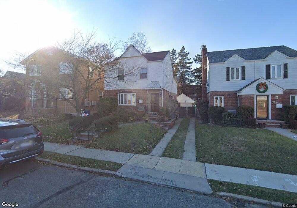 7650 175th St, Fresh Meadows, NY 11366 - photo 1